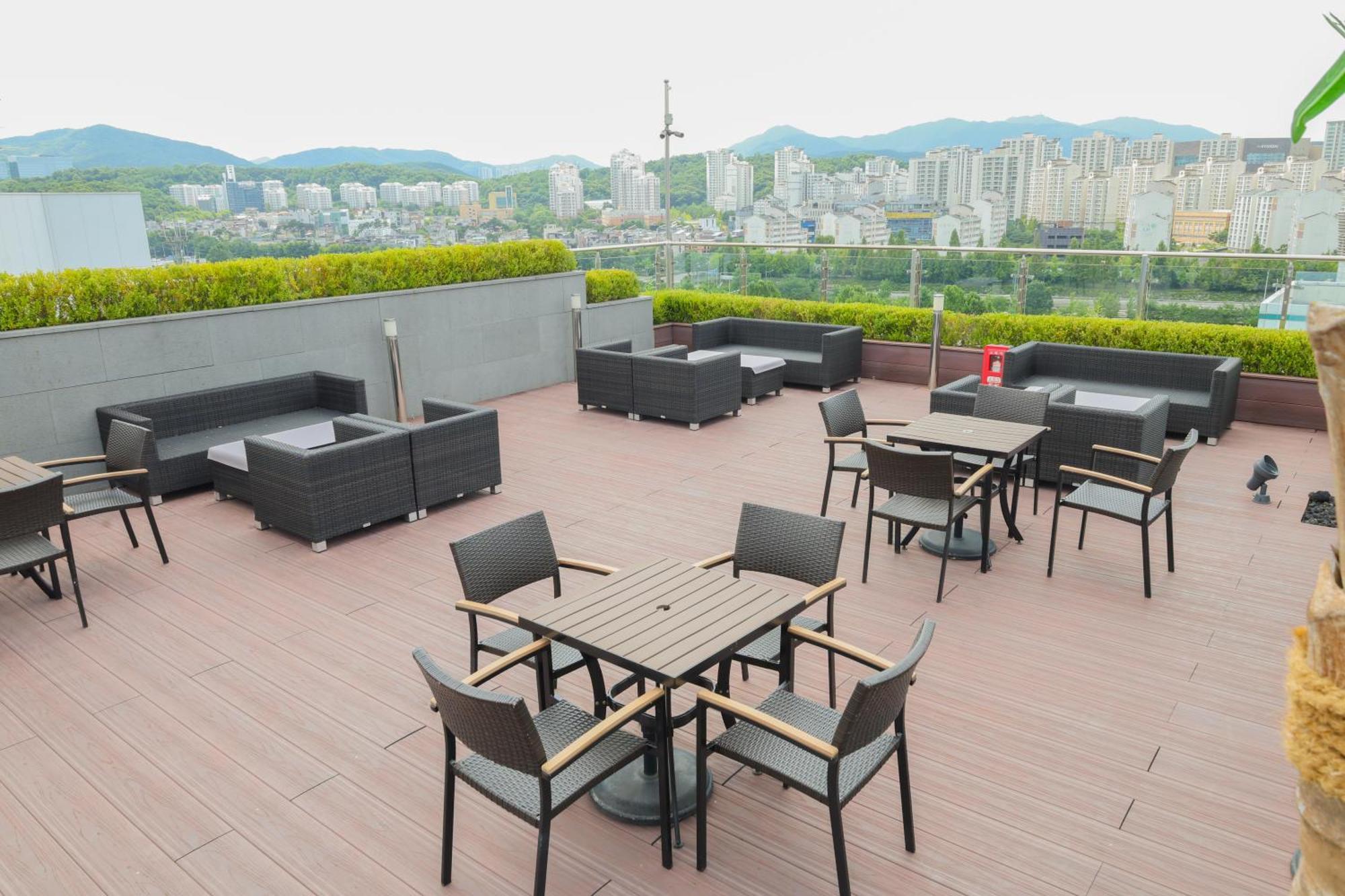Hotel Skypark Central Seoul Pangyo Seongnam Buitenkant foto