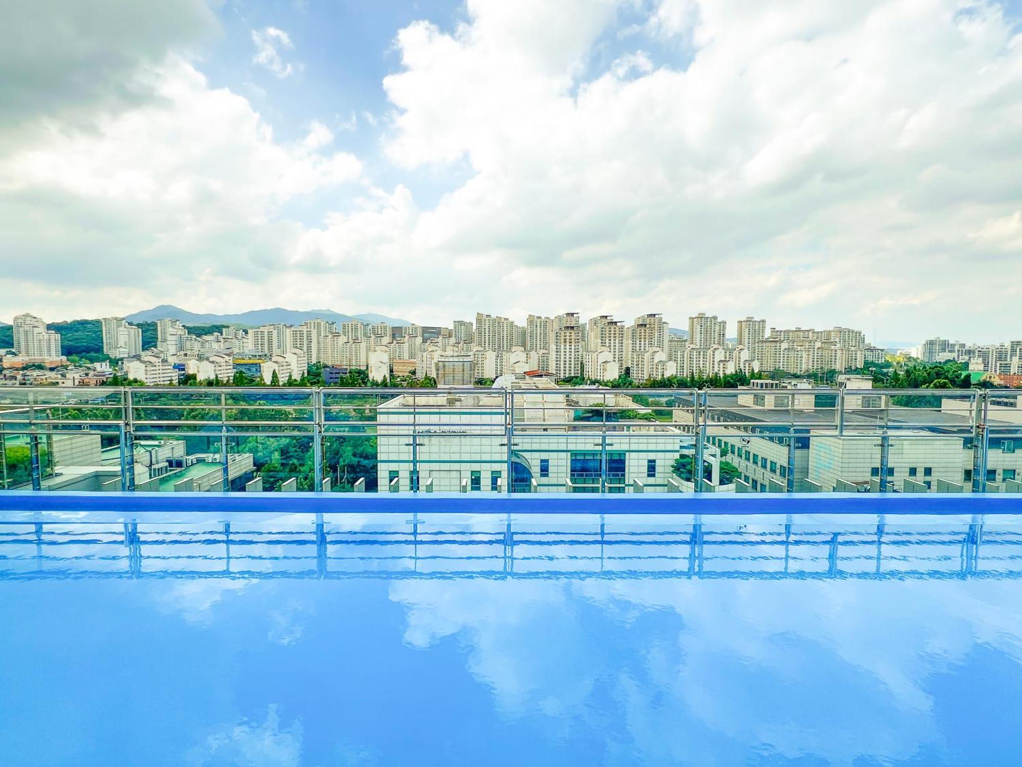 Hotel Skypark Central Seoul Pangyo Seongnam Buitenkant foto