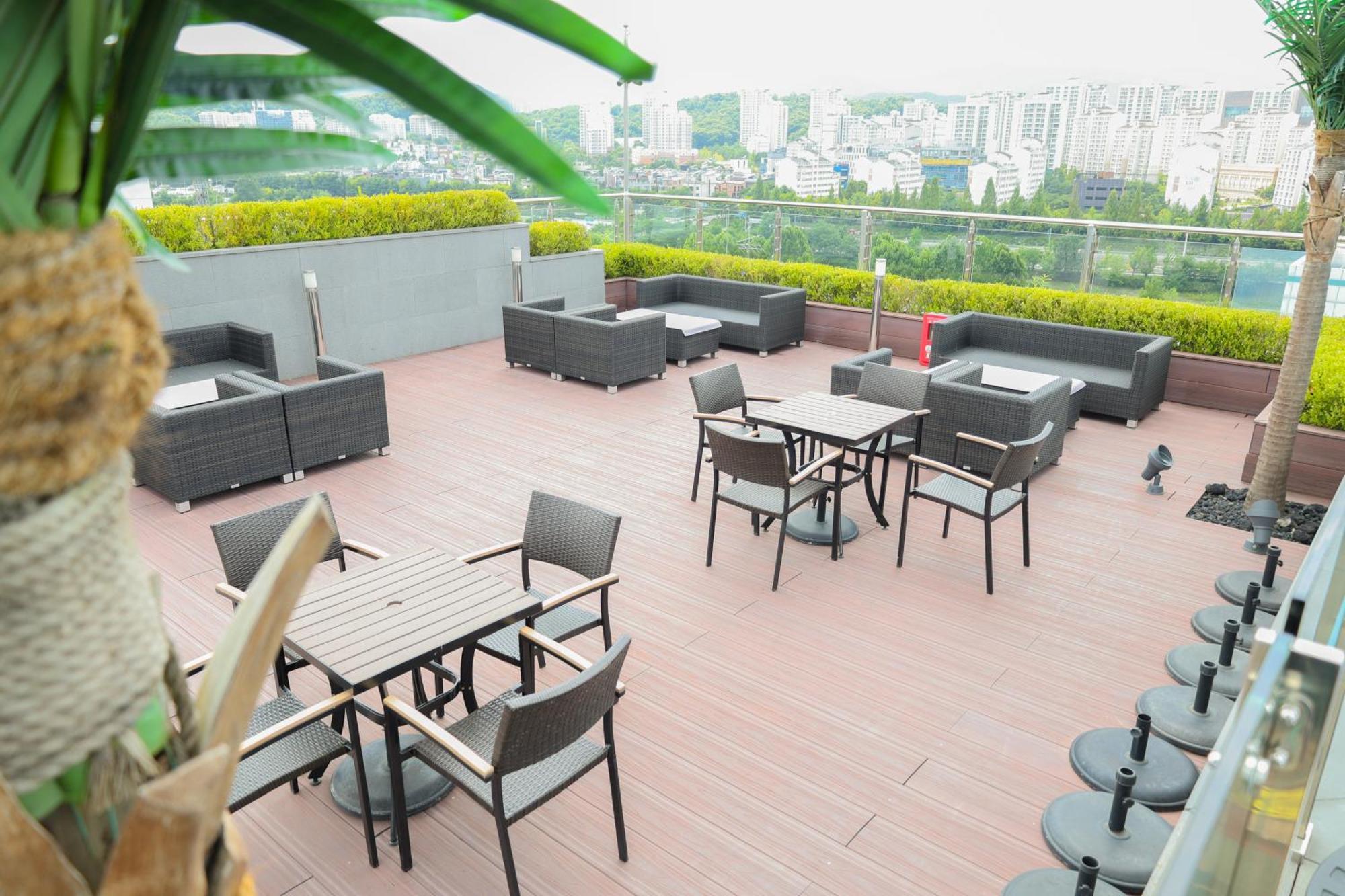 Hotel Skypark Central Seoul Pangyo Seongnam Buitenkant foto